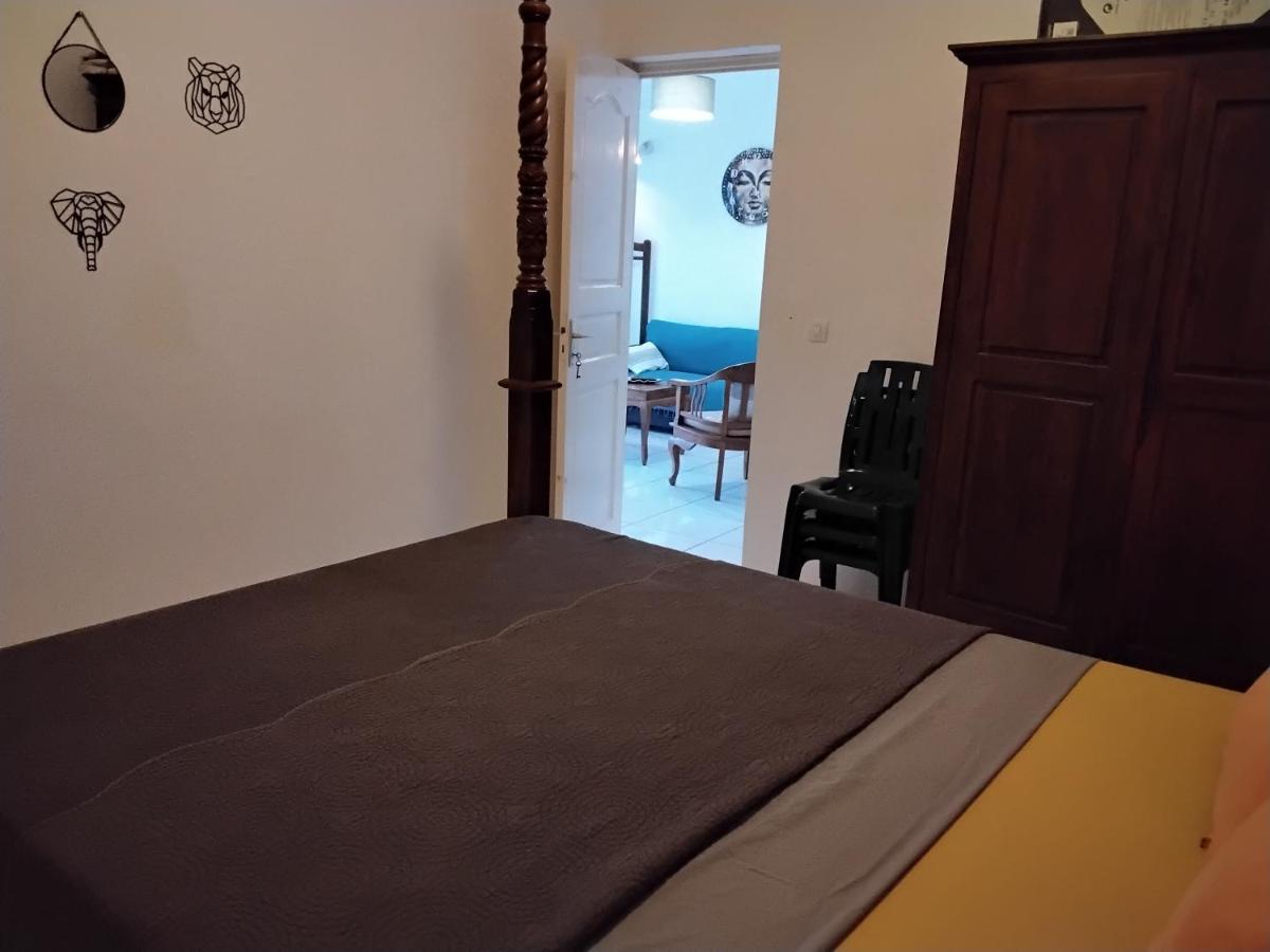 Appartement Entier A Terre De Haut - Chez Odile Bagian luar foto